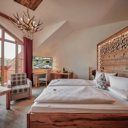 Wellness & Naturhotel Tonihof 4*
